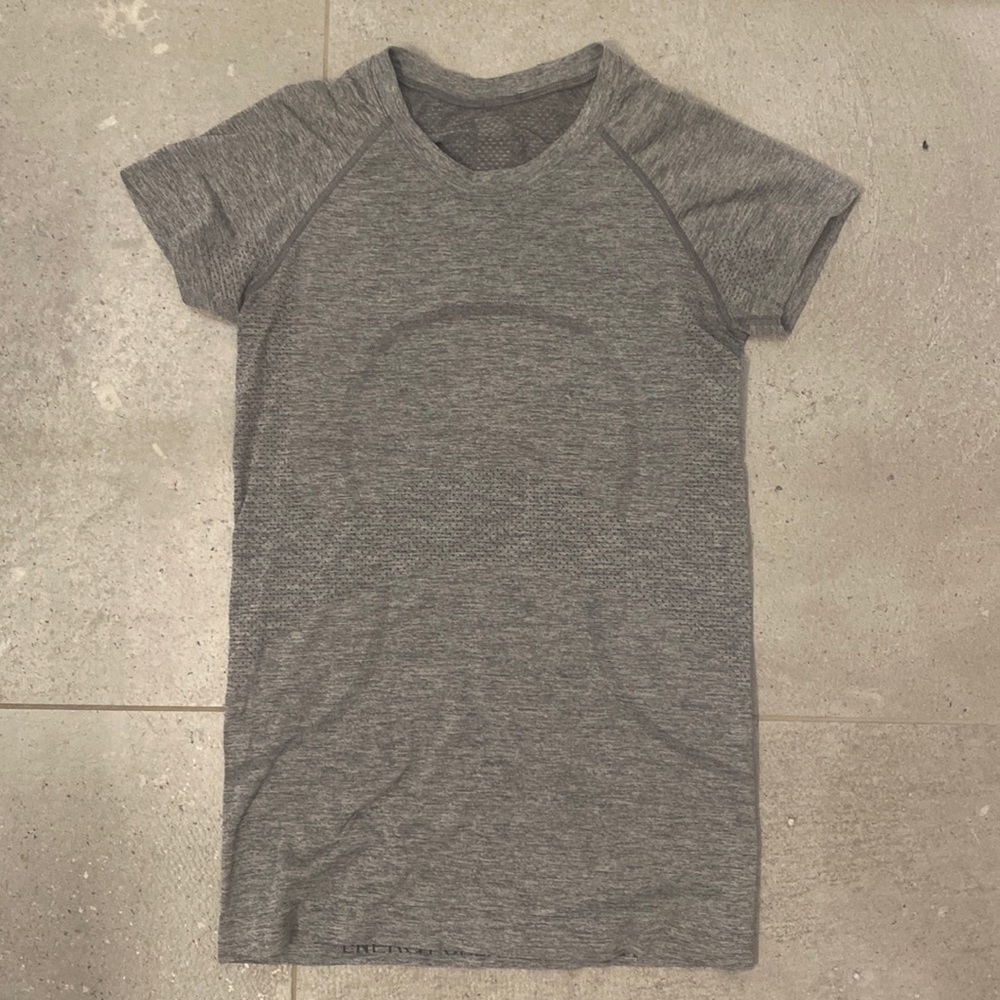 Grey short sleeve swiftly tech